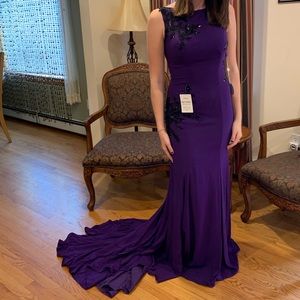 New! Never warn purple gown/prom dress
